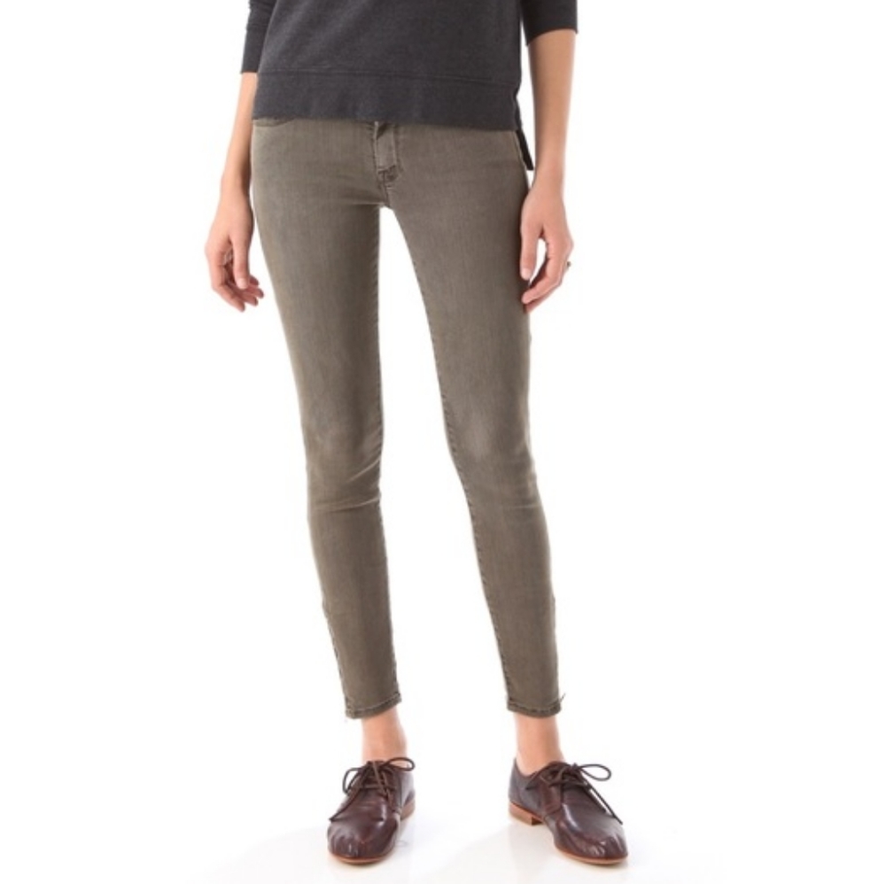 MOTHER Skinny Jeans in Olive Green